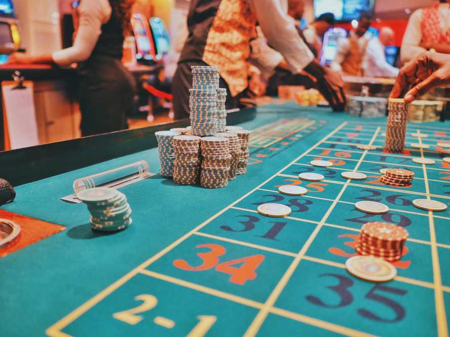 Golden Crown Casino vs Competitor: Comprehensive Casino Comparison